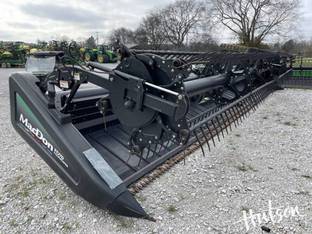 2011 MacDon Industries FD70