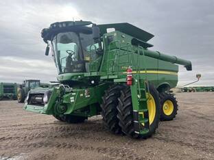 2023 John Deere S770