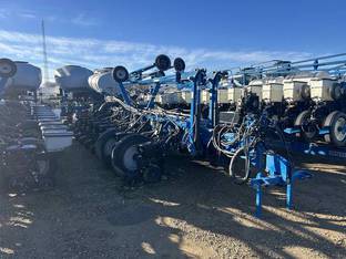 2019 Kinze 4900