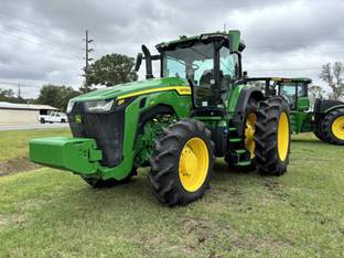 2023 John Deere 8R 230