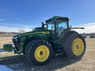 2024 John Deere 8R 340