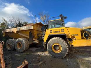 2019 Komatsu HM400-5