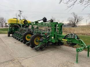 2024 John Deere 1775NT