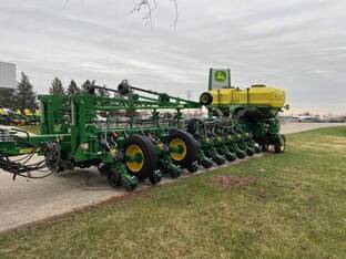2024 John Deere 1775NT