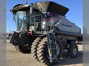 2022 Gleaner S97