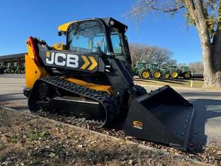 2020 JCB 3TS-8T