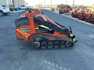 2019 Ditch Witch SK1550