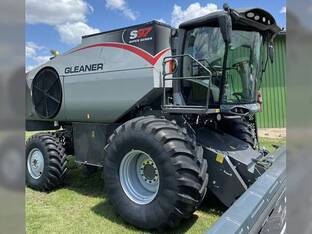 2022 Gleaner S97