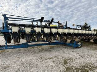 2009 Kinze 3600