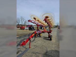 2025 New Holland PC1225