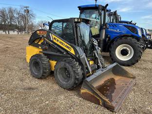 2021 New Holland L334