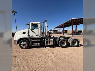 2018 Mack Pinnacle CXU613