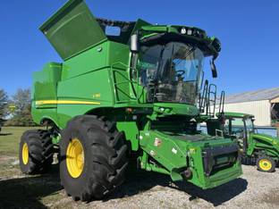 2023 John Deere S780