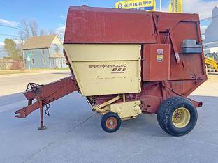 1984 New Holland 855