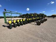 John Deere 24R22