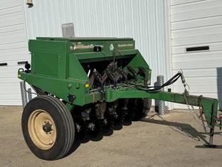 2000 Great Plains 705NG