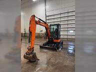 hia_　0605 2017 Hitachi ZX35 Excavator #HCMADG60H00280671 MID COUNTRY