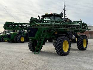 2019 John Deere R4044