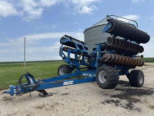 2019 Kinze MACH TILL 331