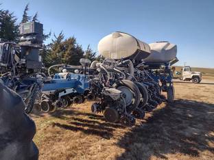 2021 Kinze 4905