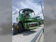 2024 John Deere S790