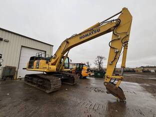 2017 Komatsu PC490 LC-11