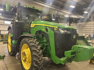 2023 John Deere 8R 340