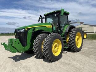 2024 John Deere 8R 250