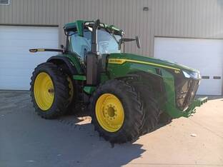 2023 John Deere 8R 340