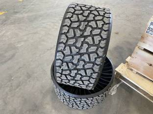 2024 John Deere Tweels