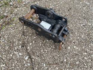 2022 NEWMAN TRACTOR SY26 MANUAL COUPLER