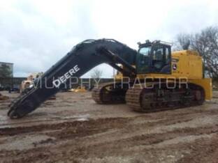 2022 John Deere 670G LC