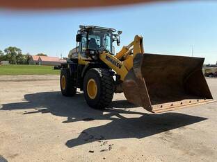 2021 Komatsu WA320-8