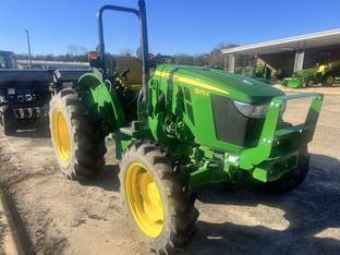 2022 John Deere 5075E