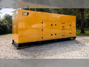 2013 Caterpillar 750 KW