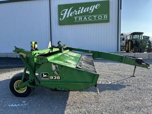2001 John Deere 936