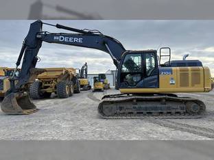 2018 John Deere 210G LC