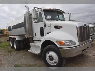 2013 Peterbilt 348