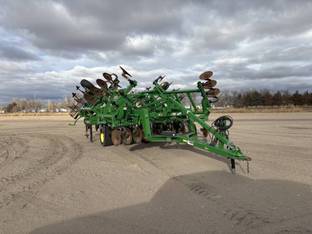 2015 John Deere 2730
