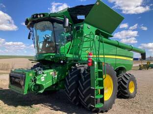 2024 John Deere S780