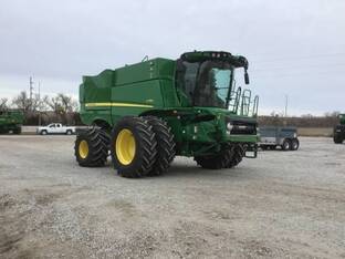 2023 John Deere S780