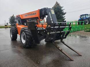 2023 JLG 10054