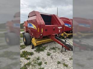 2013 New Holland BR7090