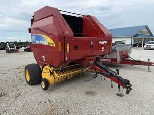 2012 New Holland BR7090