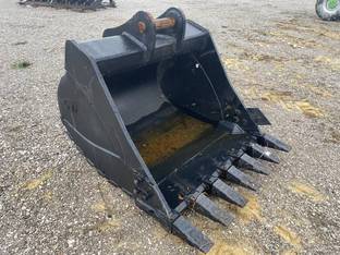 2022 NEWMAN TRACTOR 48