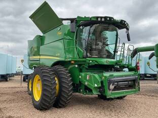 2024 John Deere S770