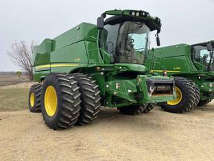 2022 John Deere S780