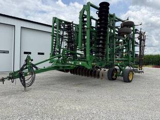 2012 John Deere 2310