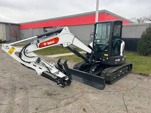 2025 Bobcat E55R2