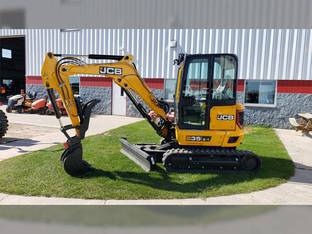 2024 JCB 35Z-1